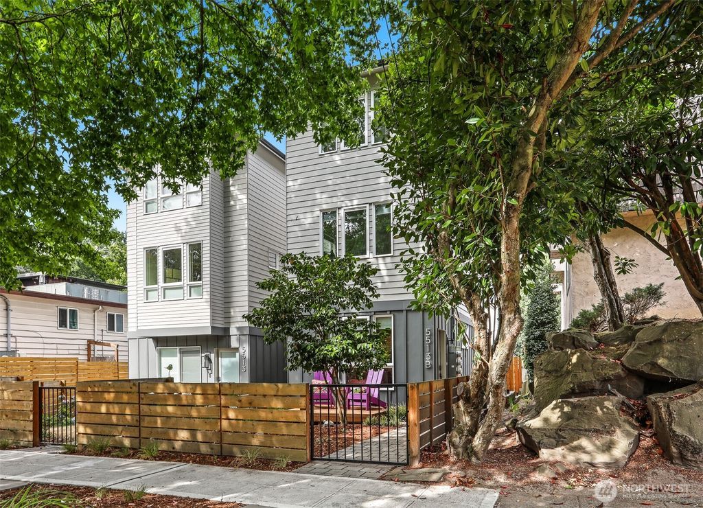 5513 B 6th Avenue NW, Seattle, WA 98107