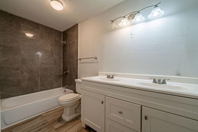 4306 Groton Drive, Houston, TX 77047