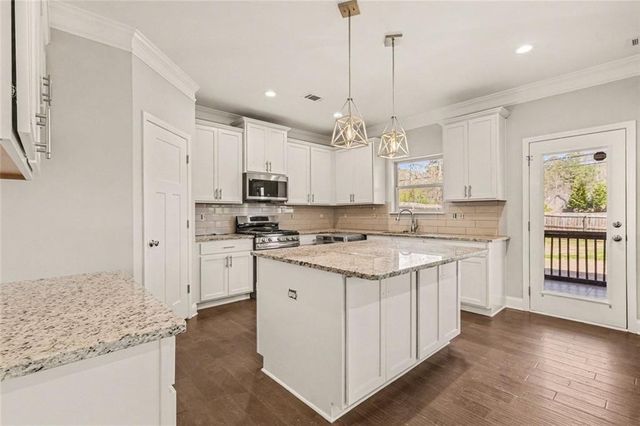 3480 Mulberry Cove Way, Auburn, GA 30011