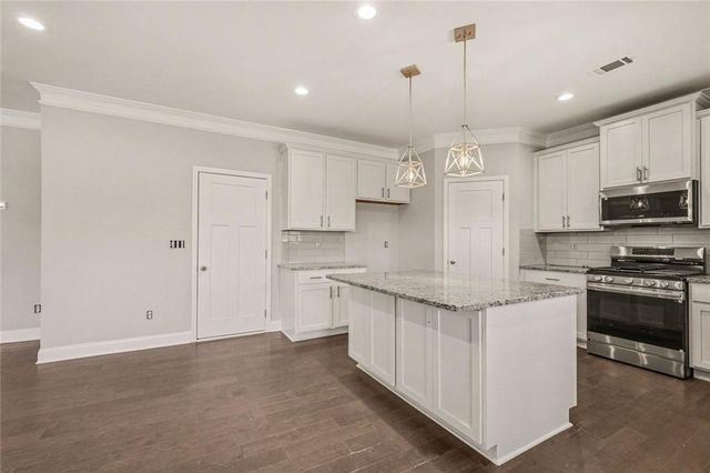 3480 Mulberry Cove Way, Auburn, GA 30011