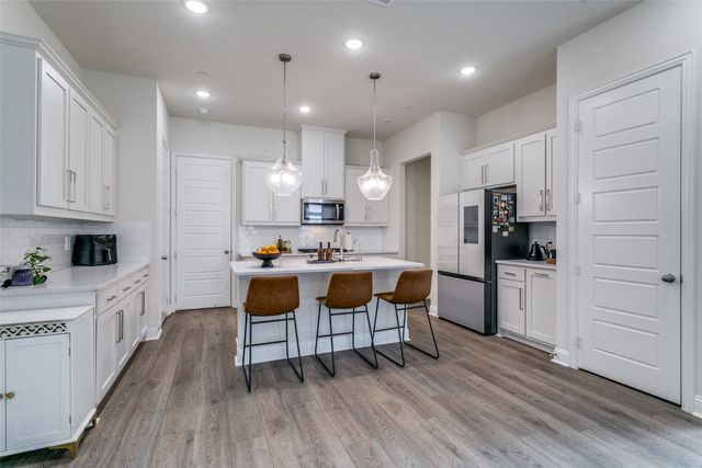 12966 Wymeth Drive, Farmers Branch, TX 75234