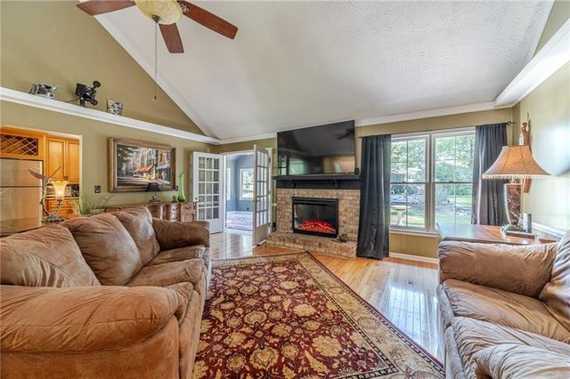 2272 Kimberley Way, Snellville, GA 30078