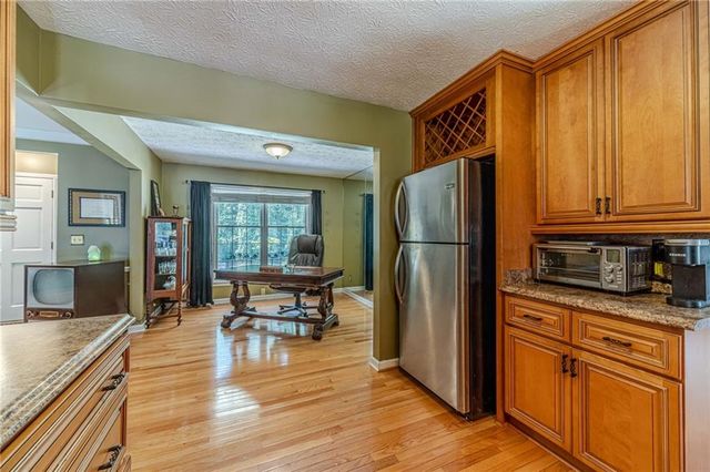 2272 Kimberley Way, Snellville, GA 30078