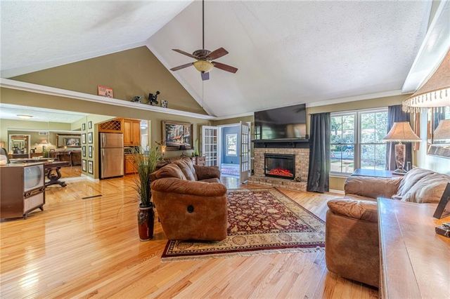 2272 Kimberley Way, Snellville, GA 30078