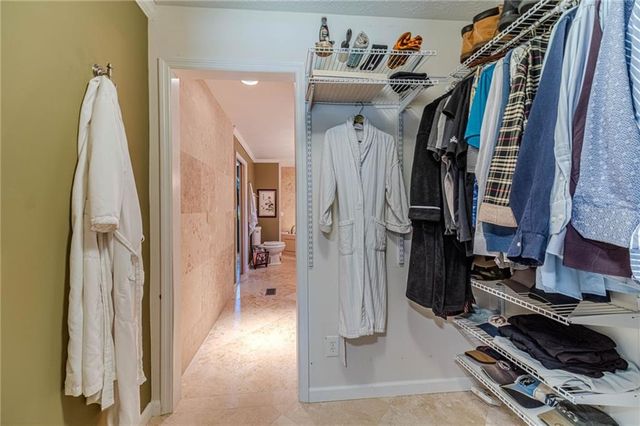 2272 Kimberley Way, Snellville, GA 30078