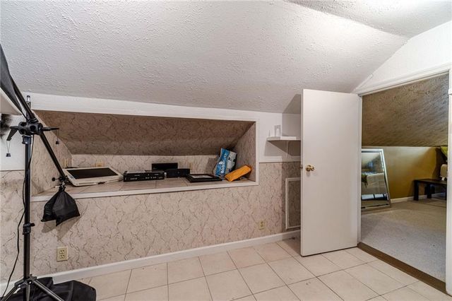 2272 Kimberley Way, Snellville, GA 30078