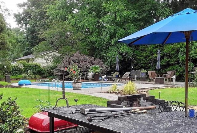 2272 Kimberley Way, Snellville, GA 30078