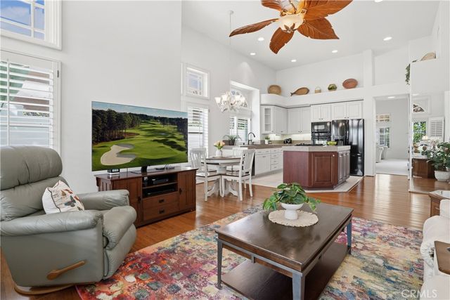 21375 Amora, Mission Viejo, CA 92692