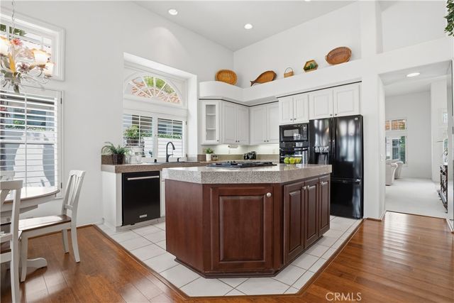 21375 Amora, Mission Viejo, CA 92692