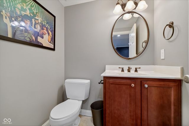 7144 Nile Ridge Court, Indianapolis, IN 46236