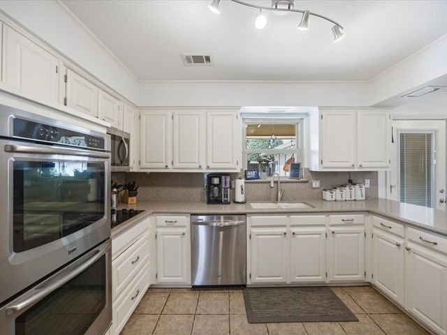 3616 Diamondhead Drive, Plano, TX 75075