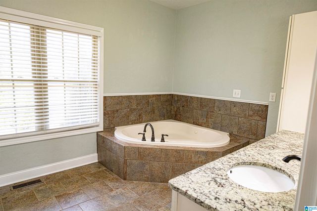 115 LANDS END ROAD, Lincoln, AL 35096