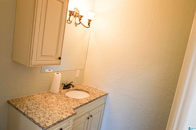 115 LANDS END ROAD, Lincoln, AL 35096