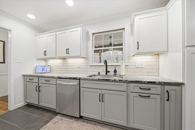 494 Royal Oak Drive, Spartanburg, SC 29302