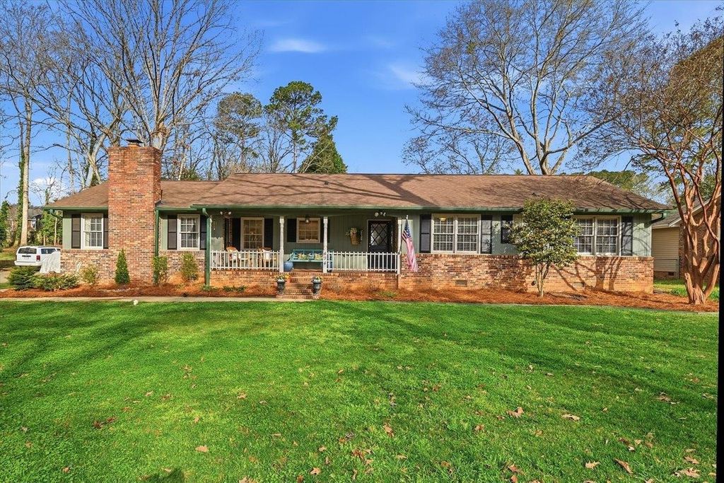 494 Royal Oak Drive, Spartanburg, SC 29302