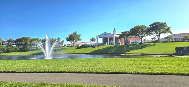 3037 W Newport H 3037, Deerfield Beach, FL 33442