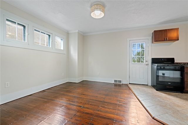 67 Semicir Street, Observatory Hill, PA 15214