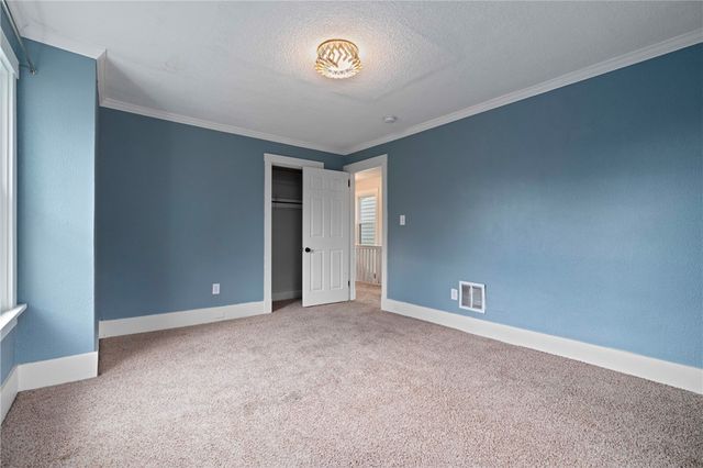 67 Semicir Street, Observatory Hill, PA 15214