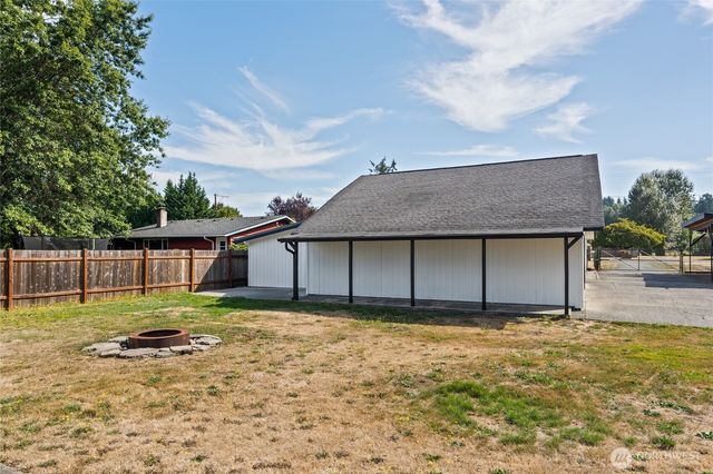 1110 25th Street SE, Puyallup, WA 98372
