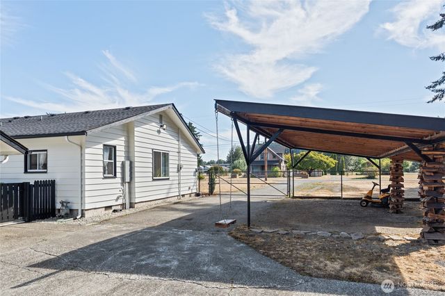 1110 25th Street SE, Puyallup, WA 98372
