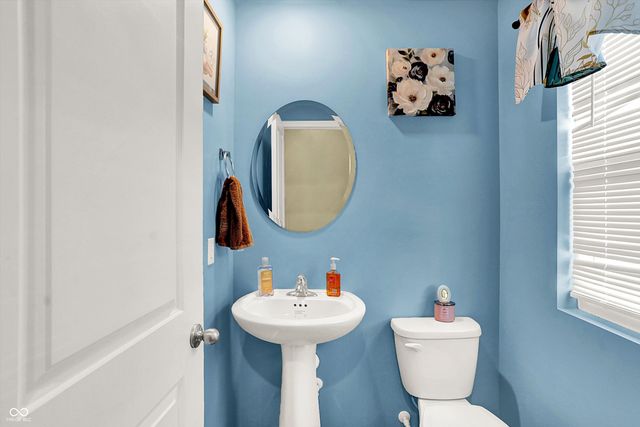 4061 Sedgewick Lane, Columbus, IN 47201