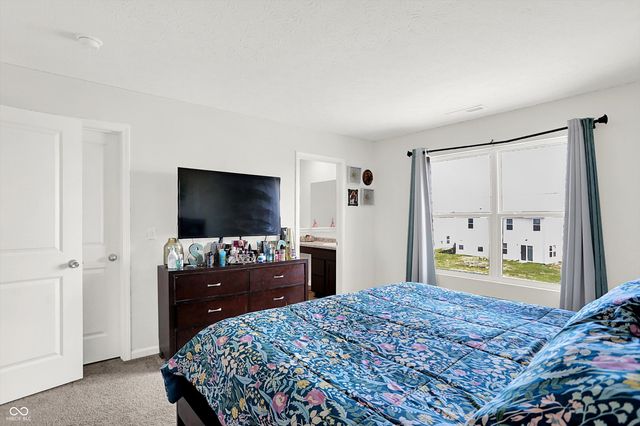 4061 Sedgewick Lane, Columbus, IN 47201
