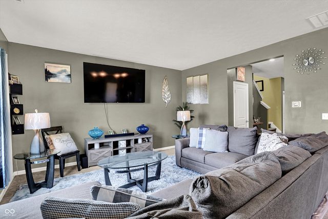 4061 Sedgewick Lane, Columbus, IN 47201