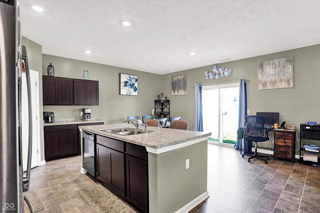 4061 Sedgewick Lane, Columbus, IN 47201