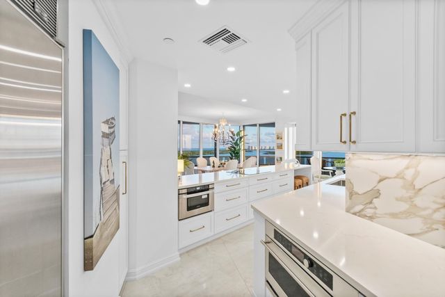 100 Lakeshore Drive 1453, North Palm Beach, FL 33408