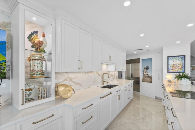 100 Lakeshore Drive 1453, North Palm Beach, FL 33408