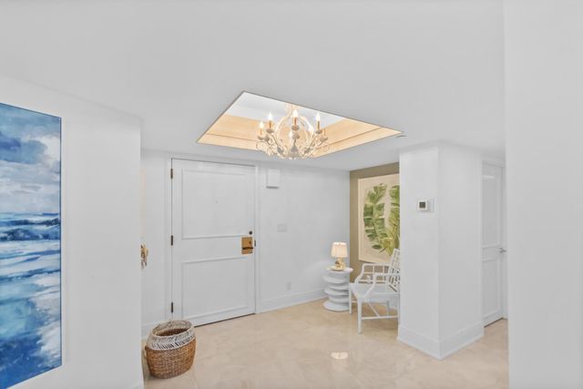 100 Lakeshore Drive 1453, North Palm Beach, FL 33408