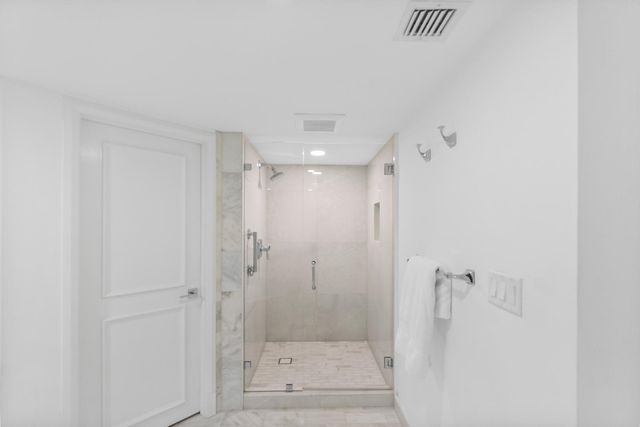 100 Lakeshore Drive 1453, North Palm Beach, FL 33408