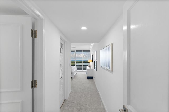 100 Lakeshore Drive 1453, North Palm Beach, FL 33408