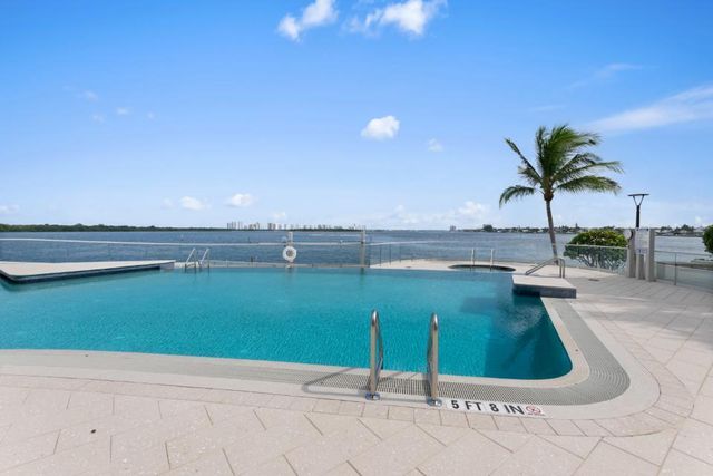100 Lakeshore Drive 1453, North Palm Beach, FL 33408