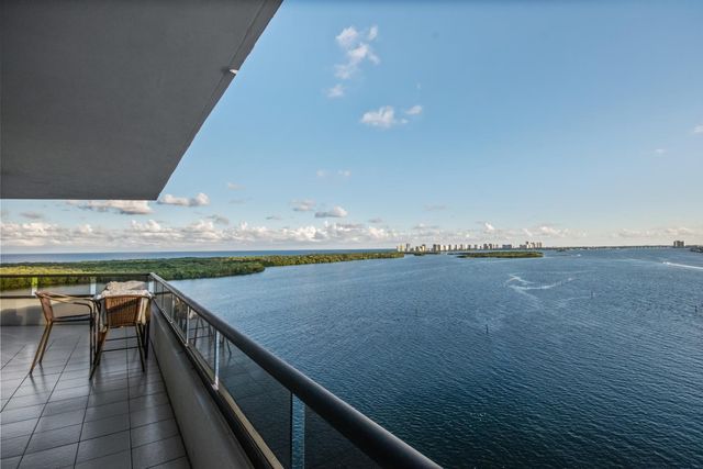 100 Lakeshore Drive 1453, North Palm Beach, FL 33408