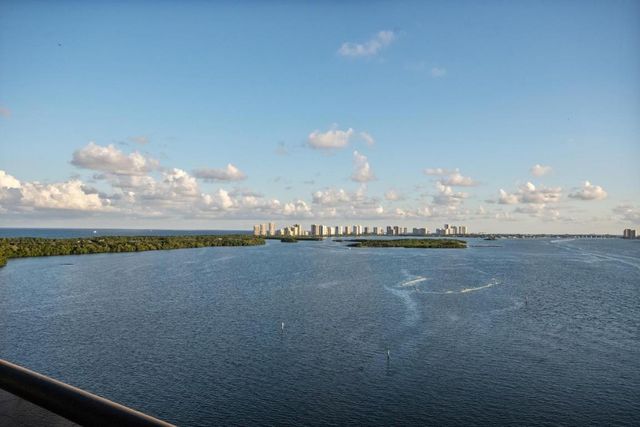 100 Lakeshore Drive 1453, North Palm Beach, FL 33408