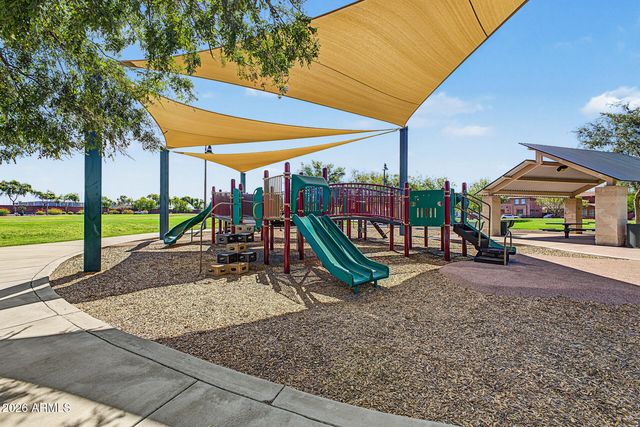 2651 E LE GRAND Loop, Chandler, AZ 85286