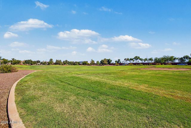2651 E LE GRAND Loop, Chandler, AZ 85286