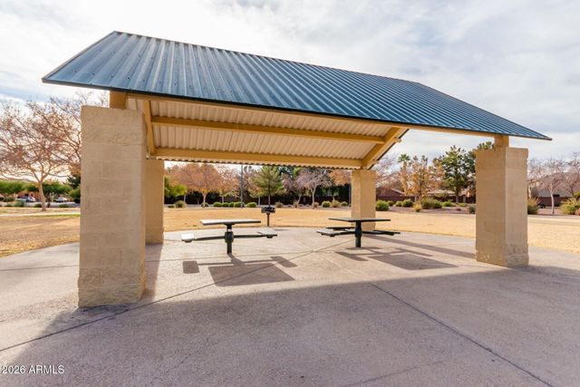 2651 E LE GRAND Loop, Chandler, AZ 85286