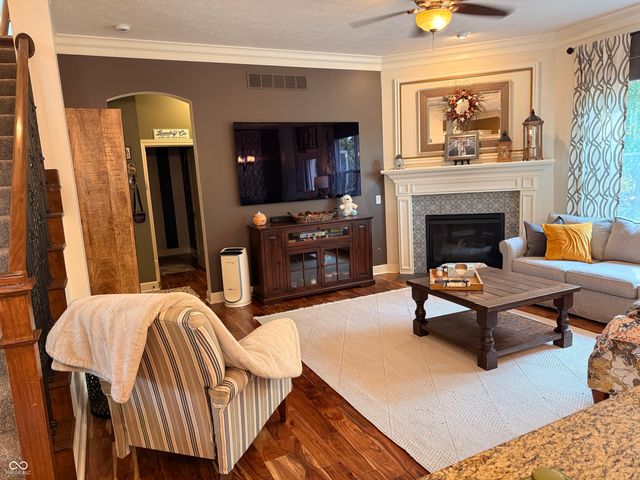 6781 Linden Woods Drive, Avon, IN 46123