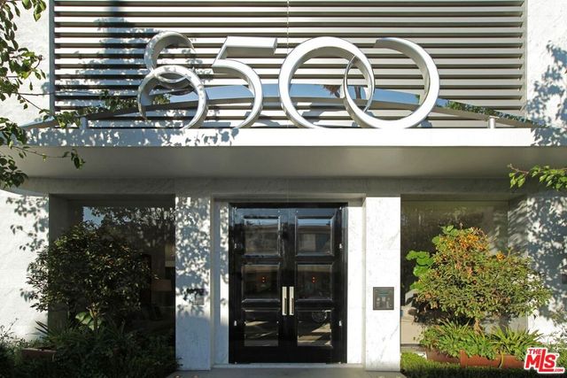 8500 Burton Way 703, Los Angeles, CA 90048