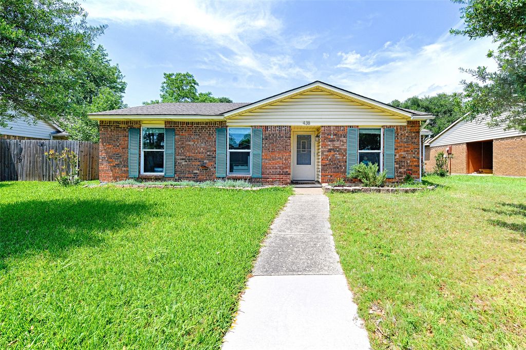438 Woodhurst Drive, Coppell, TX 75019