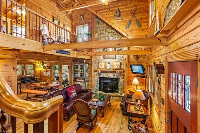 450 Pat Irwin Road, Pilot Mountain, NC 27041