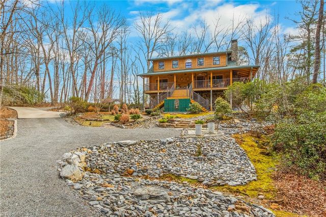 450 Pat Irwin Road, Pilot Mountain, NC 27041