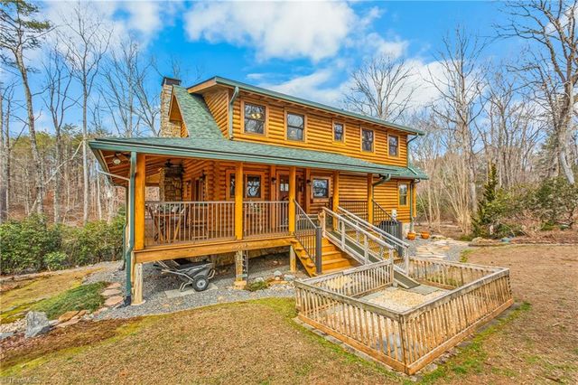 450 Pat Irwin Road, Pilot Mountain, NC 27041