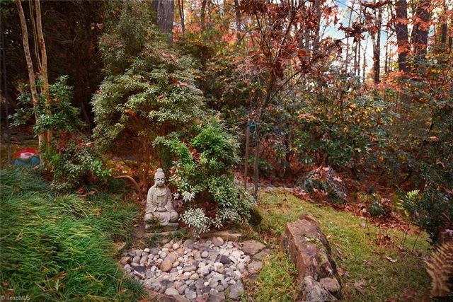 450 Pat Irwin Road, Pilot Mountain, NC 27041