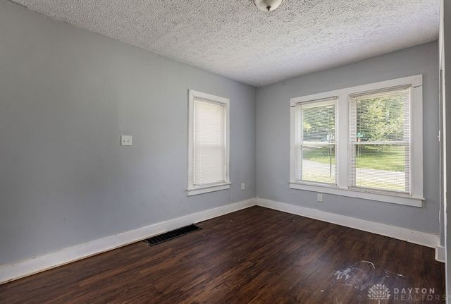 4900 Genesee Avenue, Dayton, OH 45406