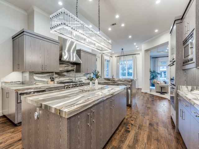 16 Robledo Drive, Dallas, TX 75230