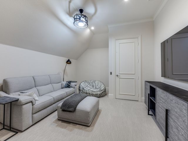 16 Robledo Drive, Dallas, TX 75230