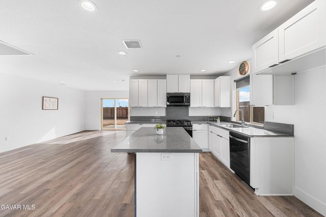 7270 Poppy Boulevard, California City, CA 93505